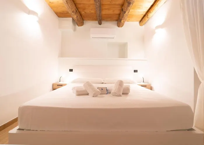 Lakefront With Private Garage And Ac Lägenhet