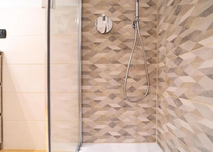 Lakefront With Private Garage And Ac Daire *