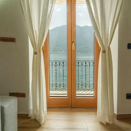 公寓 Lakefront With Private Garage And Ac