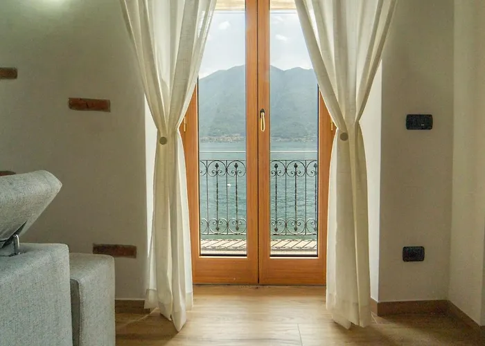 公寓 Lakefront With Private Garage And Ac